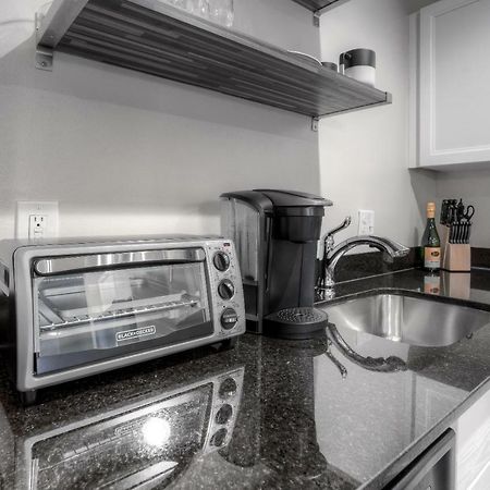 Mint House Capitol Park Aparthotel Detroit Bagian luar foto
