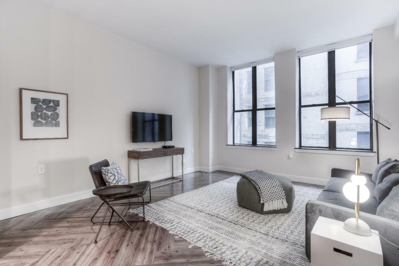 Mint House Capitol Park Aparthotel Detroit Bagian luar foto
