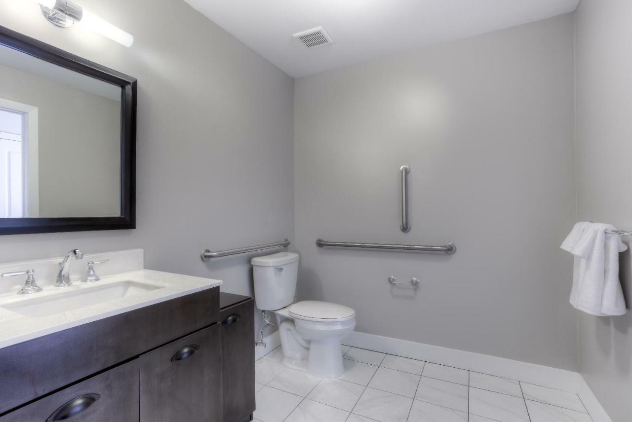 Mint House Capitol Park Aparthotel Detroit Bagian luar foto