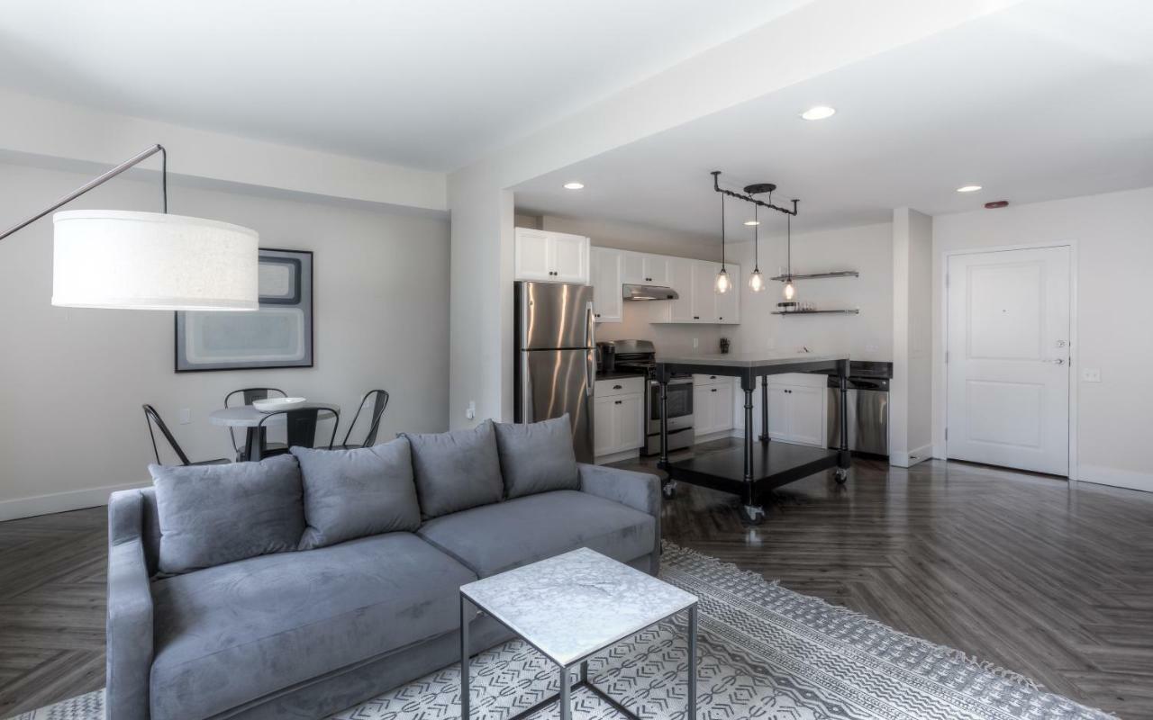 Mint House Capitol Park Aparthotel Detroit Bagian luar foto