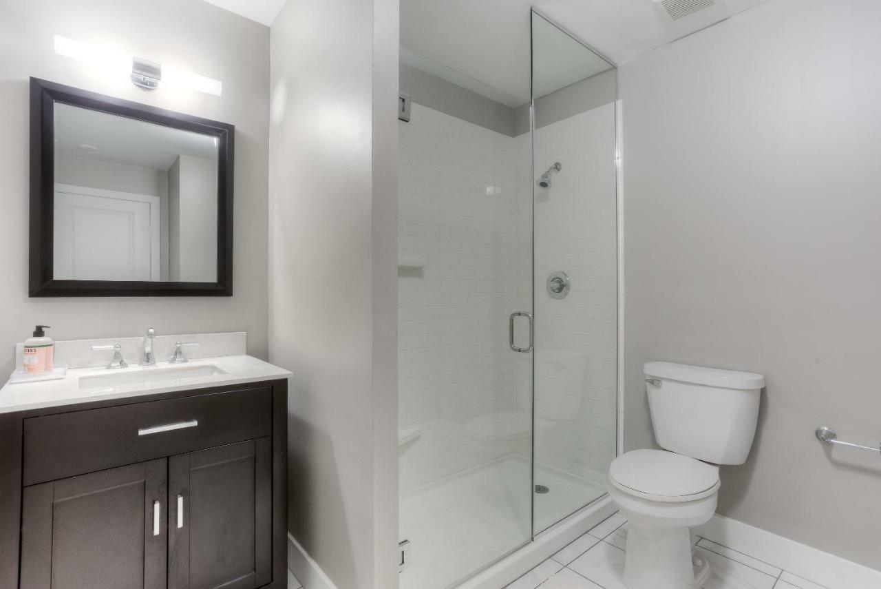 Mint House Capitol Park Aparthotel Detroit Bagian luar foto